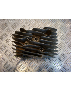 culasse gauche moto jawa 350 ts tlj639