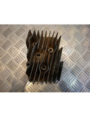 culasse gauche moto jawa 350 ts tlj639