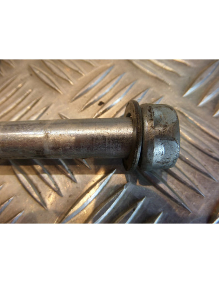 axe de roue arriere moto yamaha 80 dtlc 53w