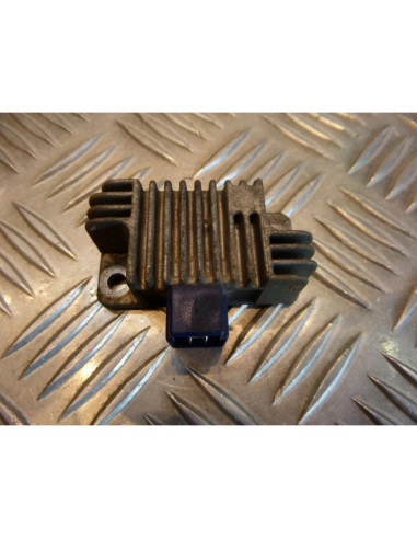 regulateur charge batterie moto yamaha 80 dtlc 53w