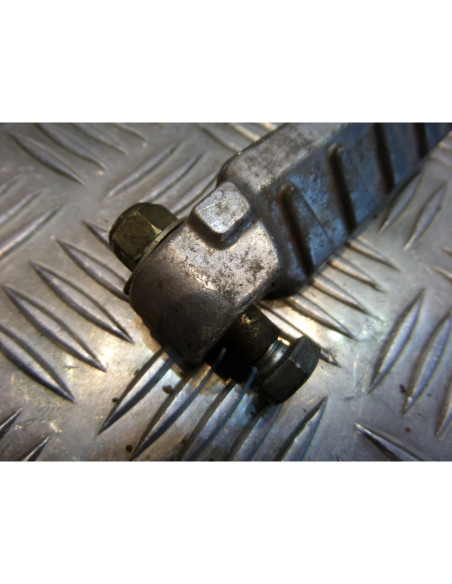 repose cale pied arriere gauche scooter peugeot 50 ludix one