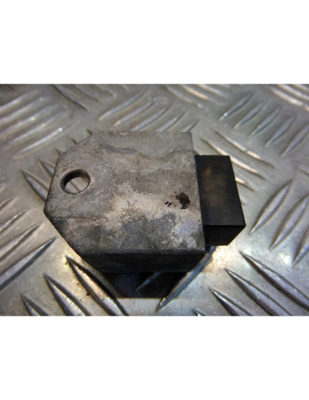 regulateur de tension scooter peugeot 50 ludix one