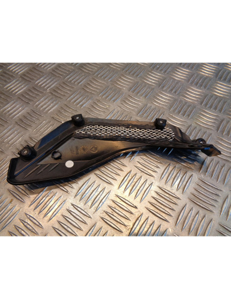petit cache plastique trappe air flanc gauche moto mv agusta f3 675 800