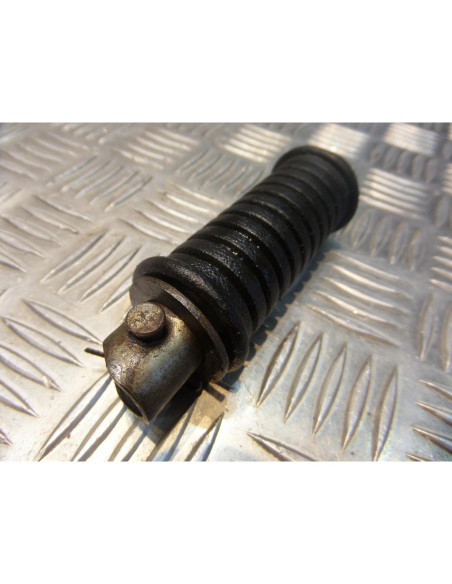 repose cale pied arriere gauche moto suzuki 125 ts er ts1252