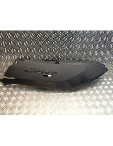 cache carenage carrosserie lateral droit 1178176500 scooter peugeot 400 metropol