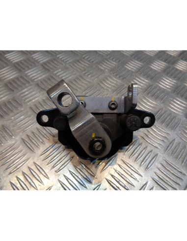 etrier de frein avant stationnement blocage train avant scooter peugeot 400 metr