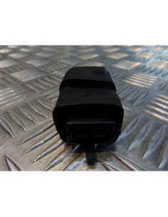 relais electrique omron scooter peugeot 50 sc f051