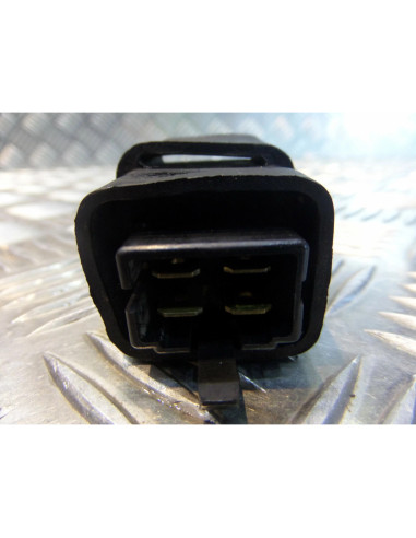 relais electrique omron scooter peugeot 50 sc f051