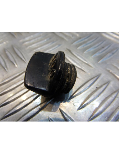 bouchon remplissage huile moteur sur carter embrayage moto honda 200 mtx md07