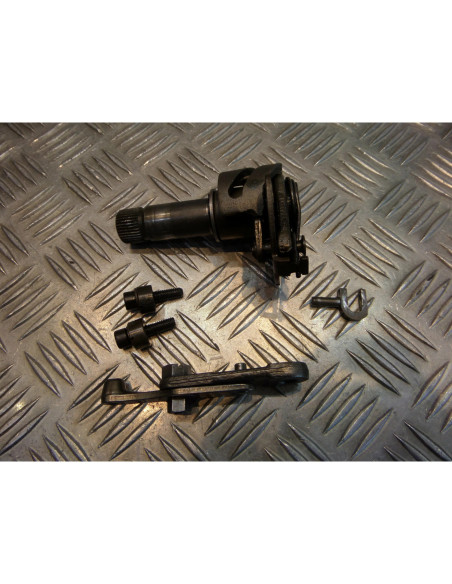 axe sélecteur de vitesse + tige selection passage boite de vitesse moteur 125 sa