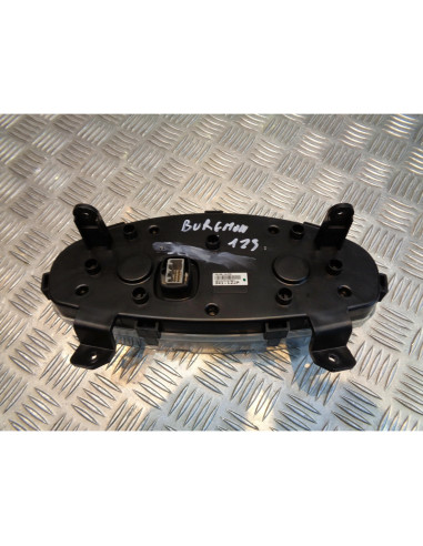 compteur vitesse scooter tableau bord scooter suzuki uh 125 burgman 2015 341 - 1