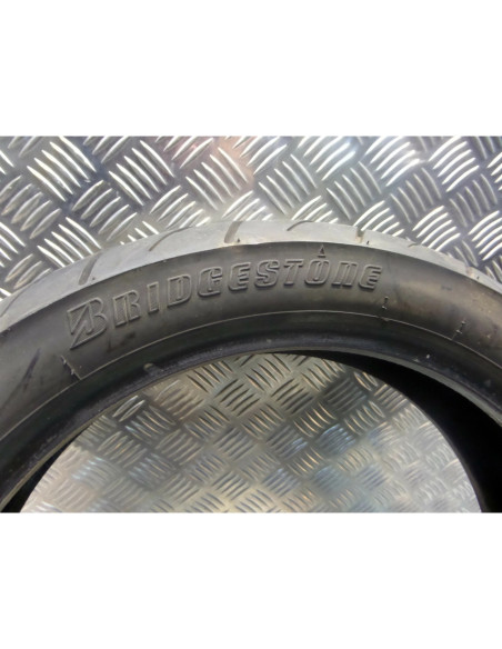 pneu moto bridgestone hoop b02 130 / 70 - 16 m/c 61p occasion