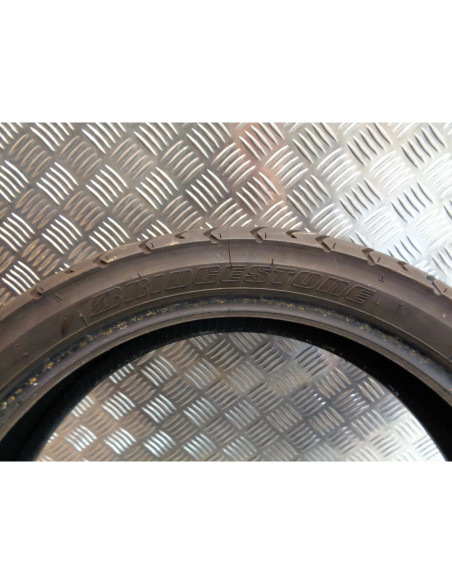 pneu moto Bridgestone battlax bt 45 r 140 / 70 - 18 m/c 67v occasion