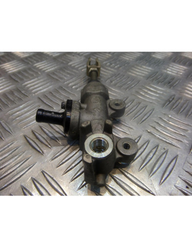 maitre cylindre de frein arriere moto suzuki 500 gse gm51a