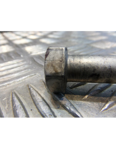 axe fixation moteur scooter aprilia 125 scarabeo zd4pca