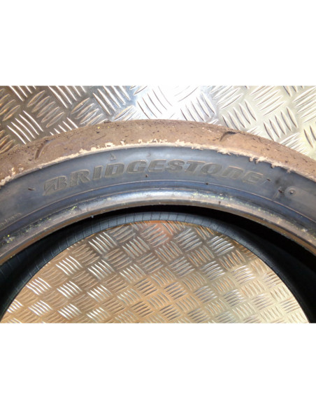 pneu moto Bridgestone battlax racing r11r 180 / 55 Zr 17 m/c 73v occasion