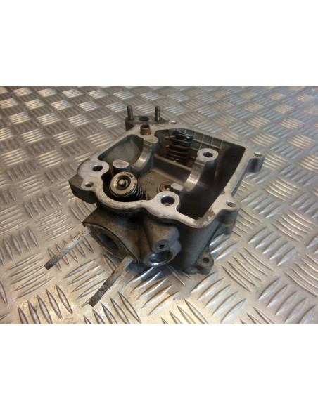 culasse de scooter kymco 125 grand dink