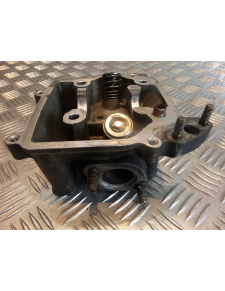 culasse de scooter kymco 125 grand dink