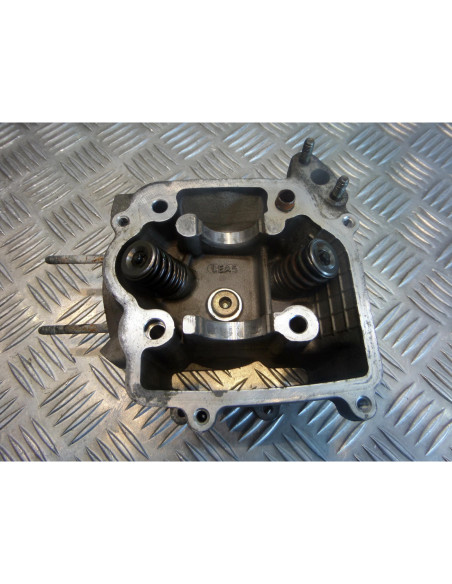 culasse de scooter kymco 125 grand dink