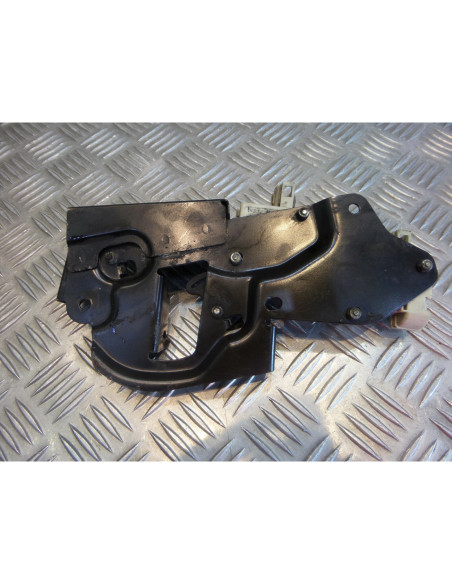 mecanisme verrouillage selle origine scooter piaggio 125 x8