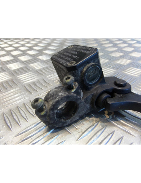 maitre cylindre frein avant scooter piaggio 125 x8