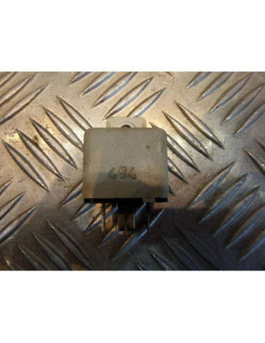 relais electrique 12V 30A scooter piaggio 125 x8