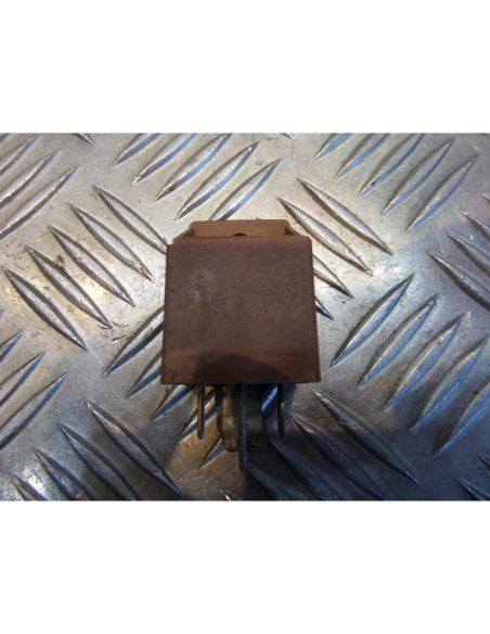 relais demarreur 12V 80A scooter piaggio 125 x8