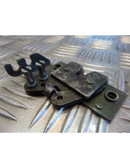 mecanime verrouillage ouverture selle scooter piaggio 125 x8