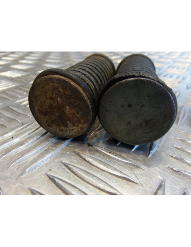 paire repose cale pied arriere de moto suzuki 80 ts .