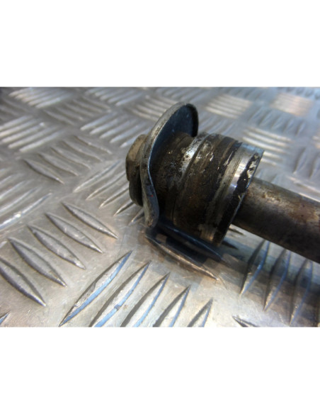 axe de roue arriere entretoise de moto Suzuki 125 rg fun nf13b