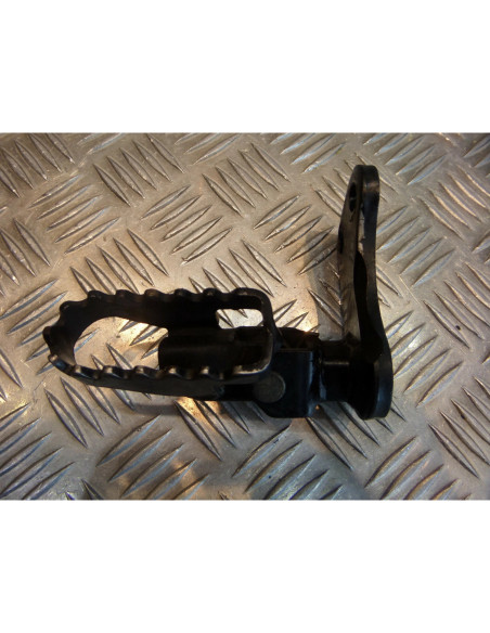 platine repose pied droit moto hyosung rt 125 karion sf41a 2004 - 06
