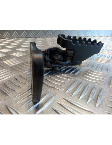 platine repose pied droit moto hyosung rt 125 karion sf41a 2004 - 06