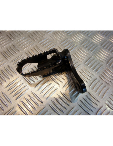 platine repose pied gauche moto hyosung rt 125 karion sf41a 2004 - 06