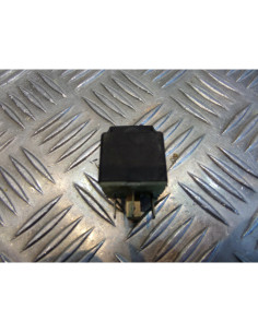 relais 12V - 30A scooter renault 125 kouranos