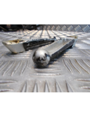 jeu de cale repose pied arriere scooter renault 125 kouranos