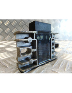 regulateur de charge scooter 125 kouranos