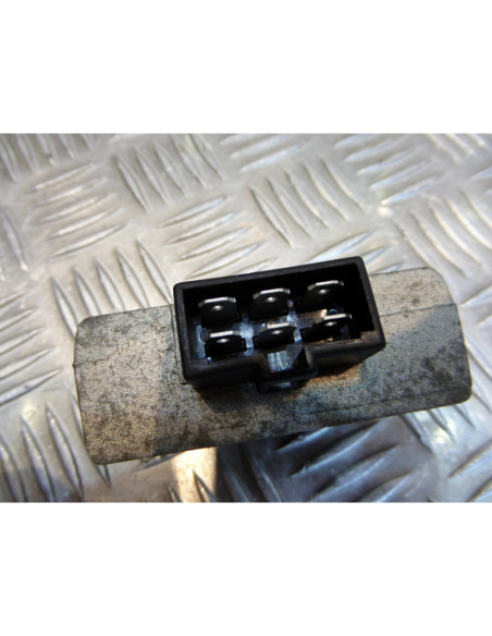 regulateur de charge scooter 125 kouranos