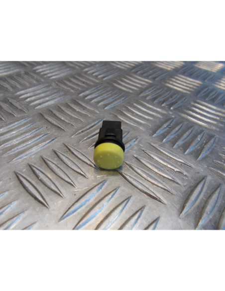 commutateur bouton jaune demarreur klaxon selle scooter piaggio 500 x9 evolutio