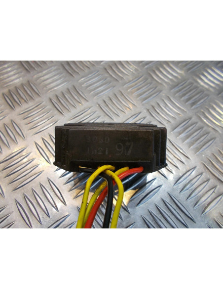 regulateur charge batterie moto suzuki 400 gsf bandit gk75