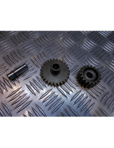 pignon entre roue libre et demarreur moto suzuki 650 dr sp45a