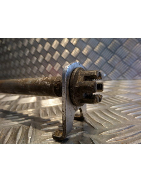 axe de roue arriere moto Yamaha 750 fzx fazer 4am