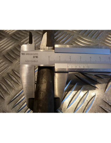 axe de roue arriere moto Yamaha 750 fzx fazer 4am