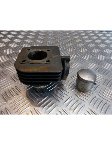 cylindre piston haut moteur scooter derbi 50 vamos