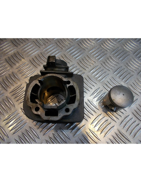 cylindre piston haut moteur scooter derbi 50 vamos