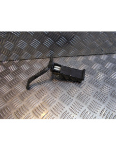 platine repose cale pied arriere gauche scooter honda 125 dylan 2