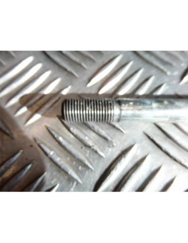 axe de roue avant scooter aprilia 125 atlantic