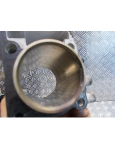 cylindre piston haut moteur scooter sym 125 joyride 2