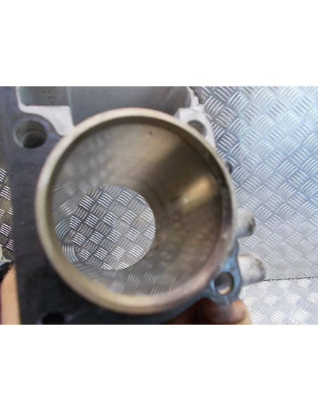 cylindre piston haut moteur scooter sym 125 joyride