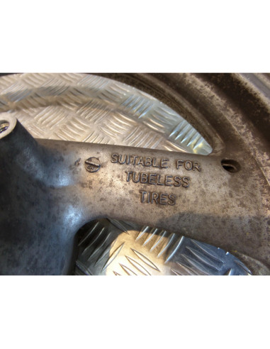 jante roue avant 17 x mt 2.50 moto yamaha 600 xj diversion rj01 4br 4eb