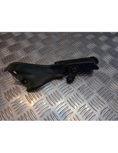 platine repose cale pied arriere droit ard scooter suzuki 125 an